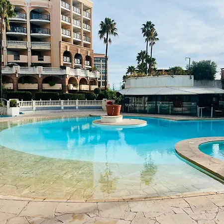 Apartment Le Panoramique - Face A La - Terrasse De 20m2 Et Piscines *