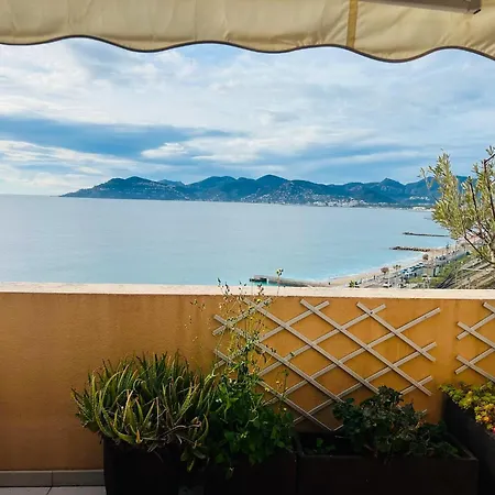 Apartment Le Panoramique - Face A La - Terrasse De 20m2 Et Piscines Cannes